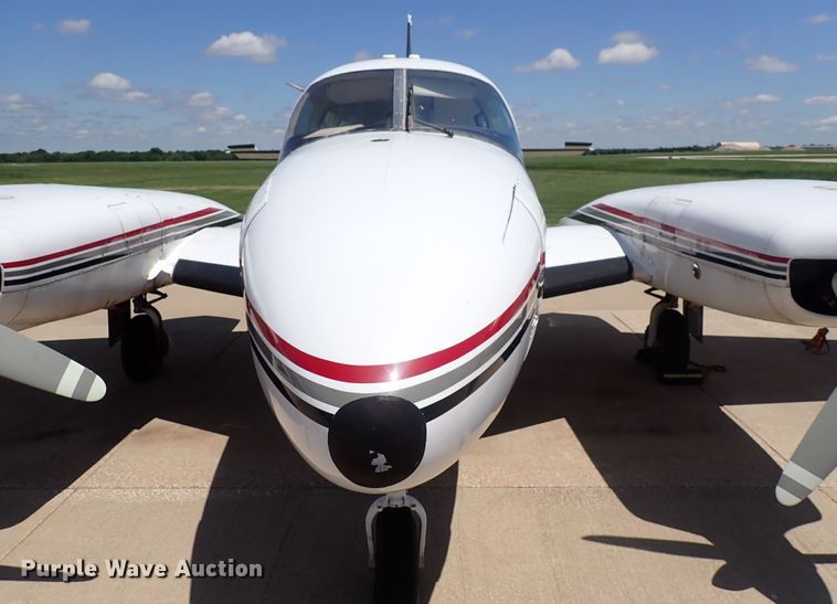 image for item DS7111 Piper Navajo PA 31-325  airplane