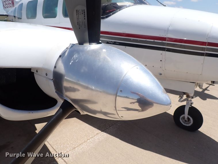 image for item DS7111 Piper Navajo PA 31-325  airplane