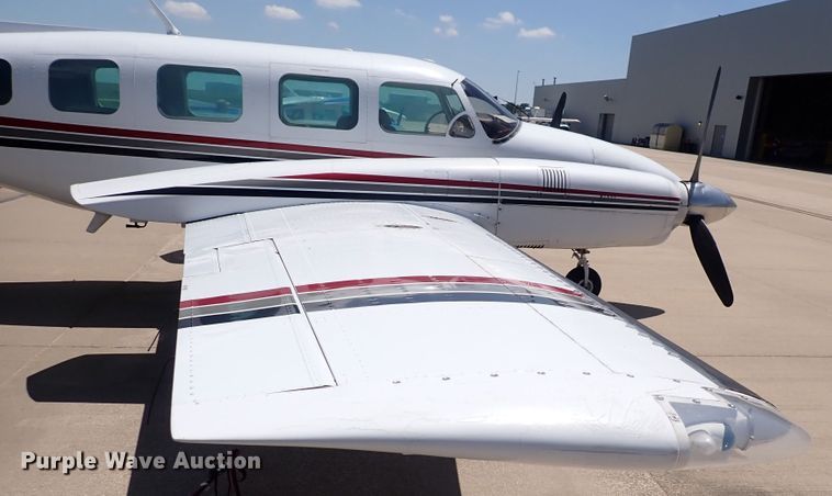 image for item DS7111 Piper Navajo PA 31-325  airplane