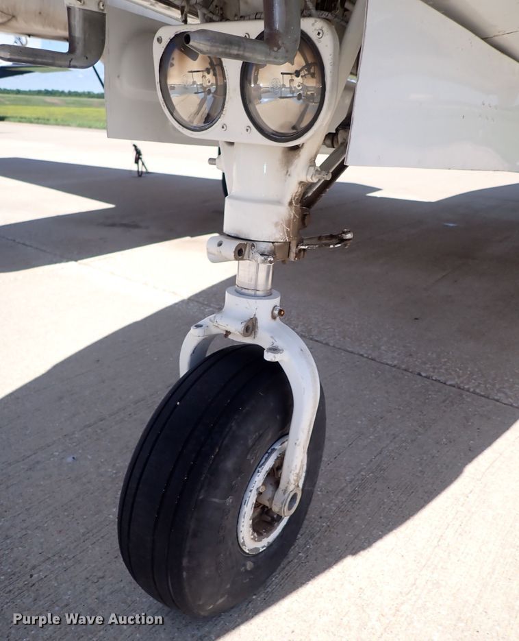 image for item DS7111 Piper Navajo PA 31-325  airplane