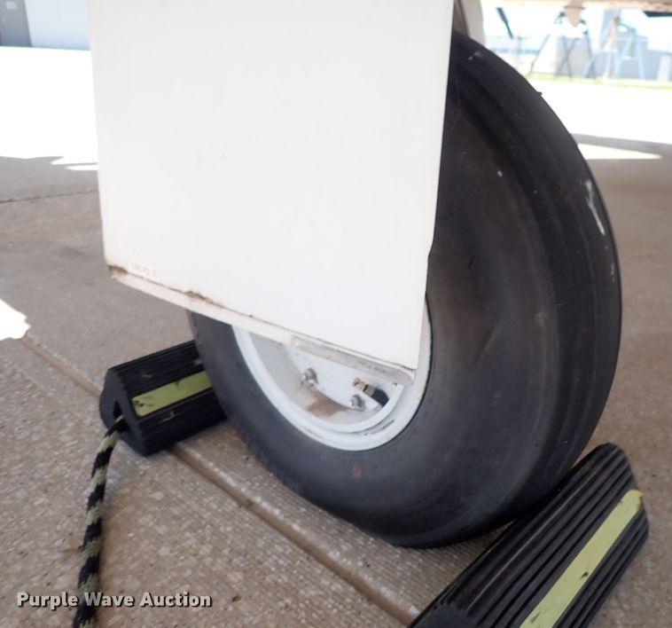 image for item DS7111 Piper Navajo PA 31-325  airplane