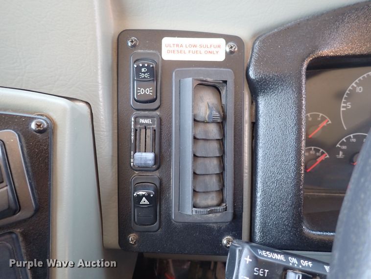 image for item DS7202 2008 Blue Bird Vision  school bus