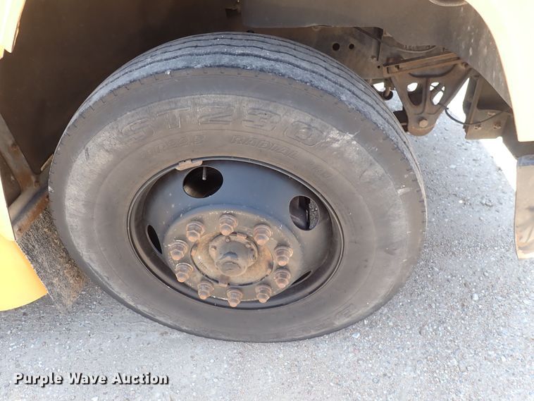 image for item DS7202 2008 Blue Bird Vision  school bus