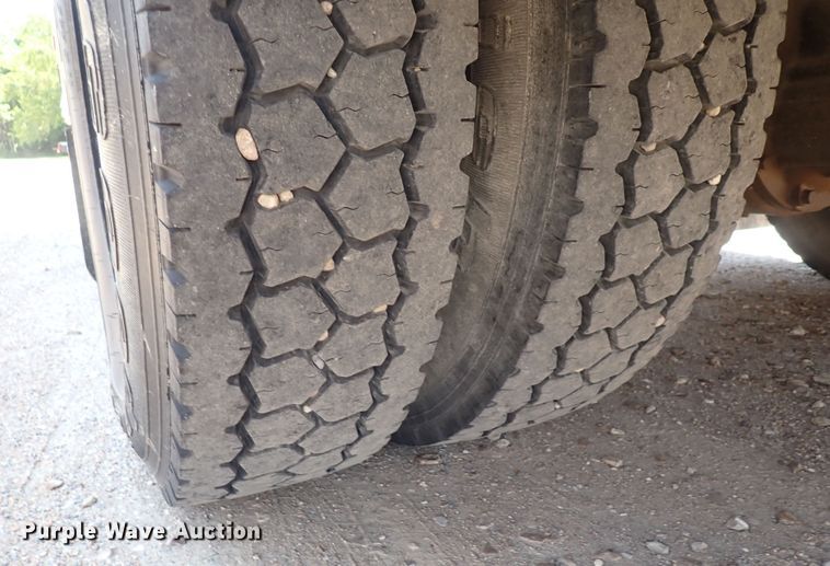 image for item DS7202 2008 Blue Bird Vision  school bus