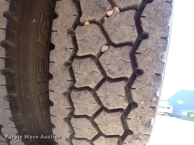 image for item DS7202 2008 Blue Bird Vision  school bus