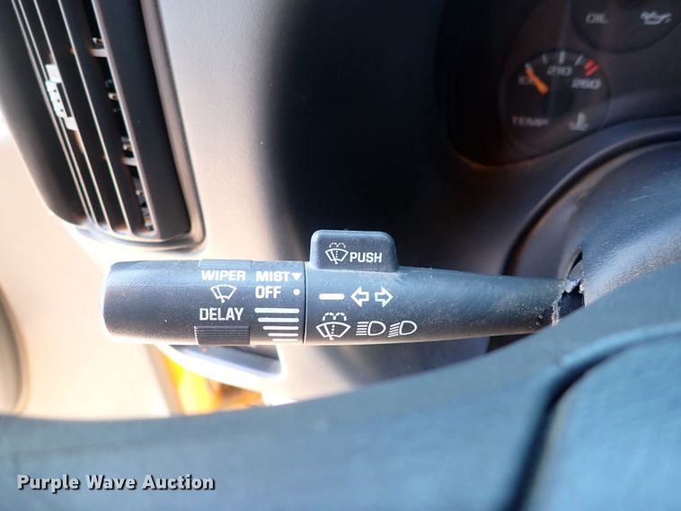 image for item DS7203 2000 Chevrolet Express  school bus