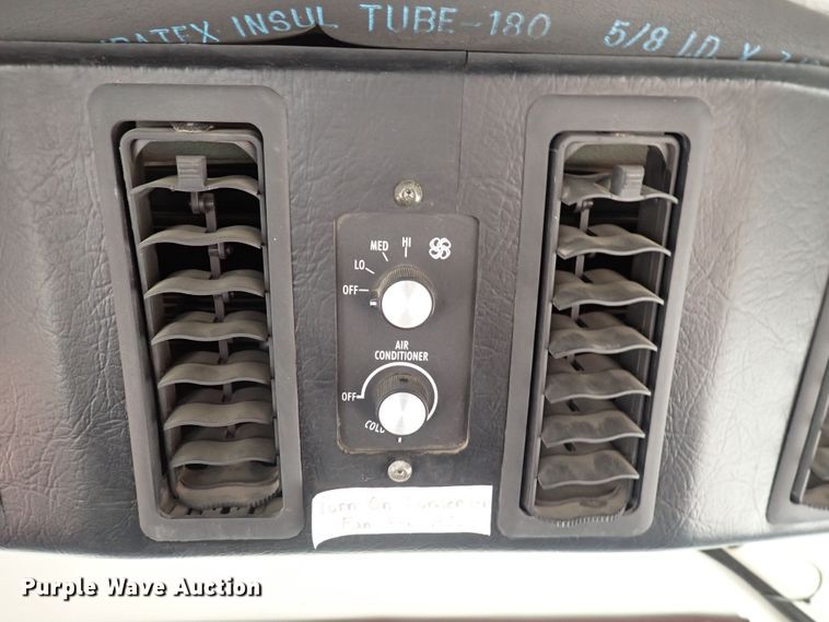 image for item DS7203 2000 Chevrolet Express  school bus