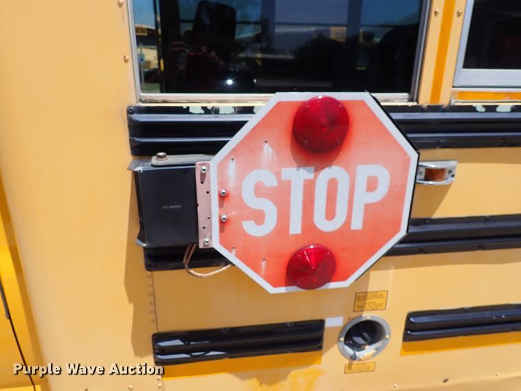 image for item DS7203 2000 Chevrolet Express  school bus