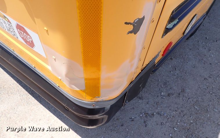 image for item DS7203 2000 Chevrolet Express  school bus