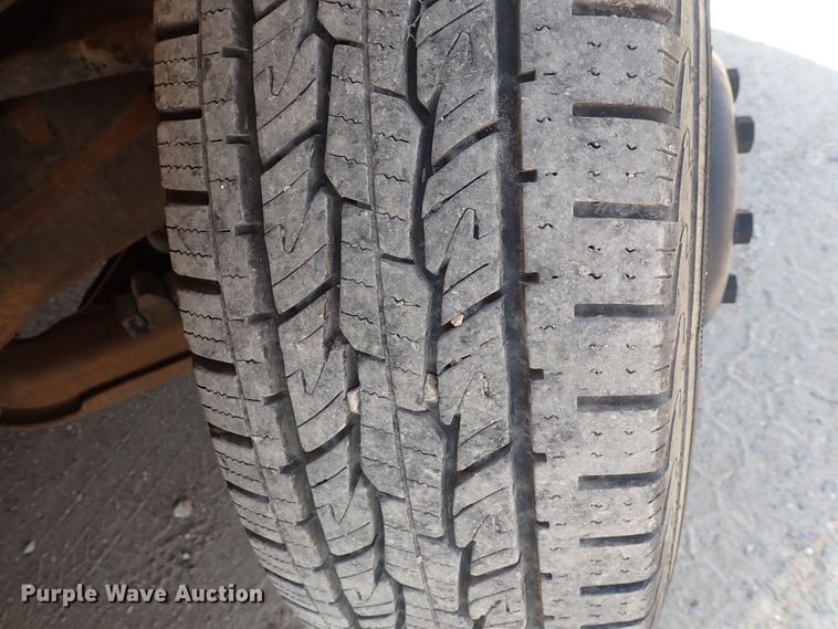 image for item DS7203 2000 Chevrolet Express  school bus