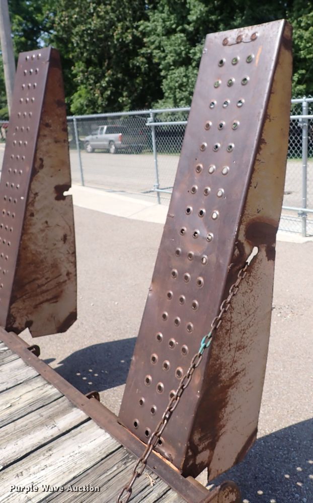 image for item DS7211 1992 Belshe GT-2  equipment trailer