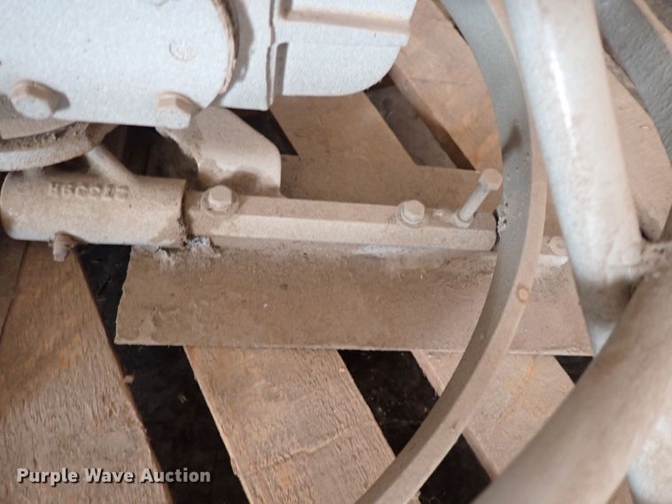 image for item DS7213 Stone CF 364  power trowel