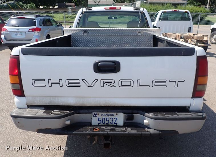 image for item DS7214 1999 Chevrolet Silverado 1500  pickup truck