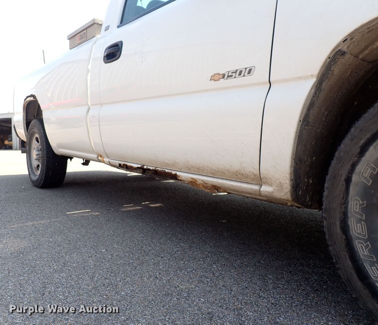 image for item DS7214 1999 Chevrolet Silverado 1500  pickup truck