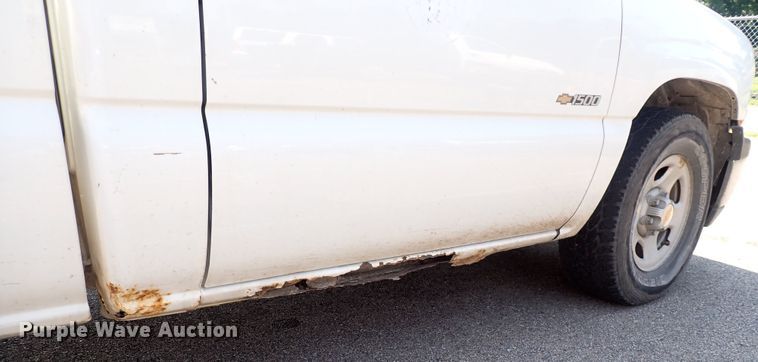 image for item DS7214 1999 Chevrolet Silverado 1500  pickup truck