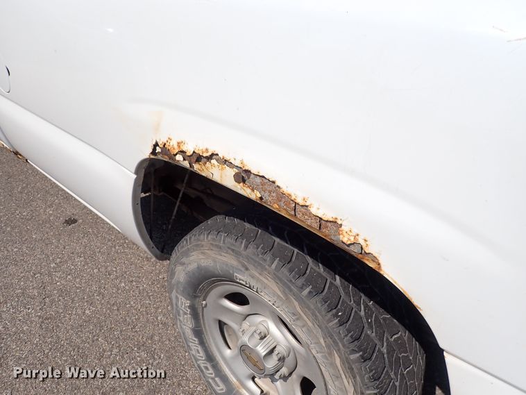 image for item DS7214 1999 Chevrolet Silverado 1500  pickup truck