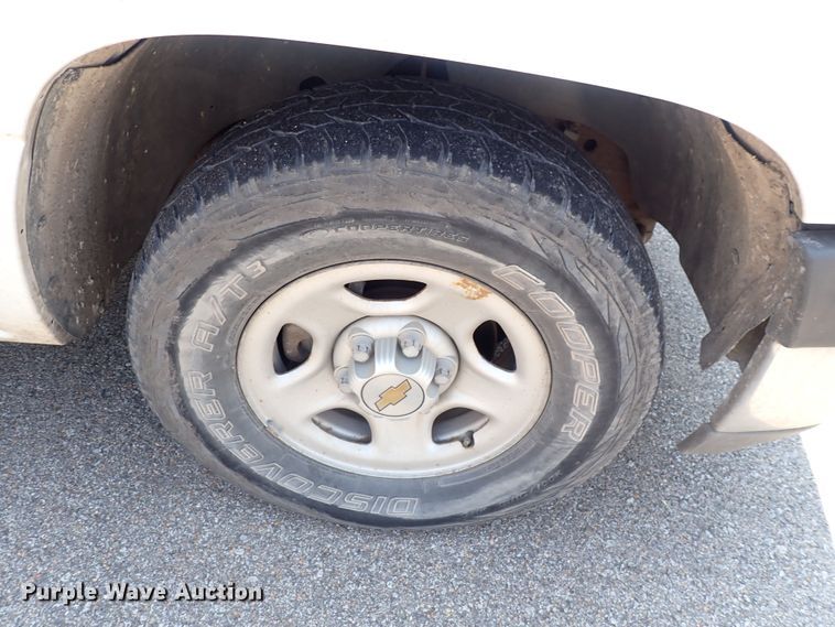 image for item DS7214 1999 Chevrolet Silverado 1500  pickup truck