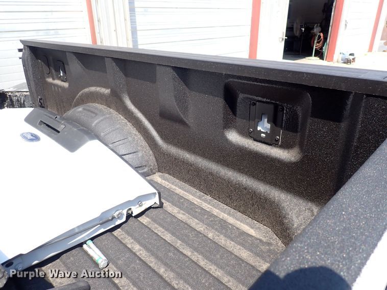 image for item DS7219 Ford  pickup truck bed