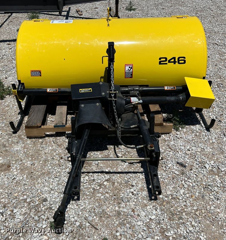 image for item DS8368 John Deere 246  broom