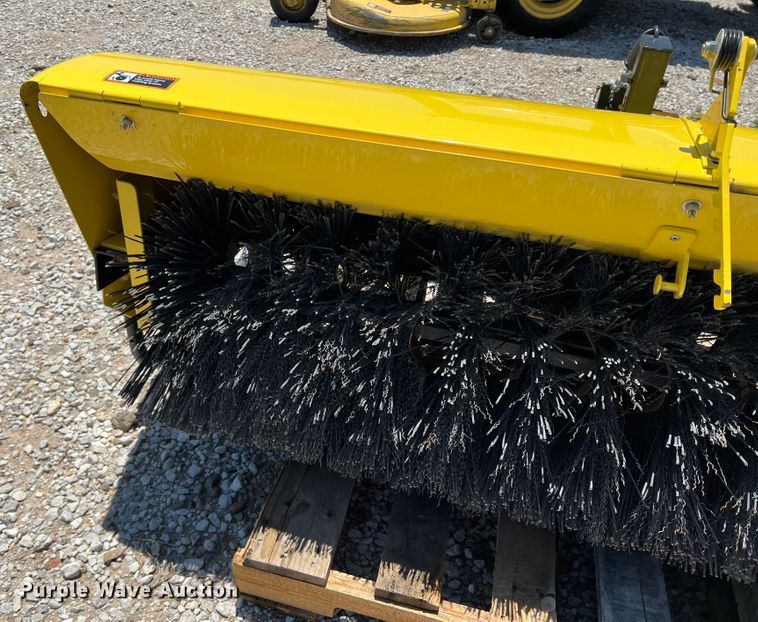 image for item DS8368 John Deere 246  broom