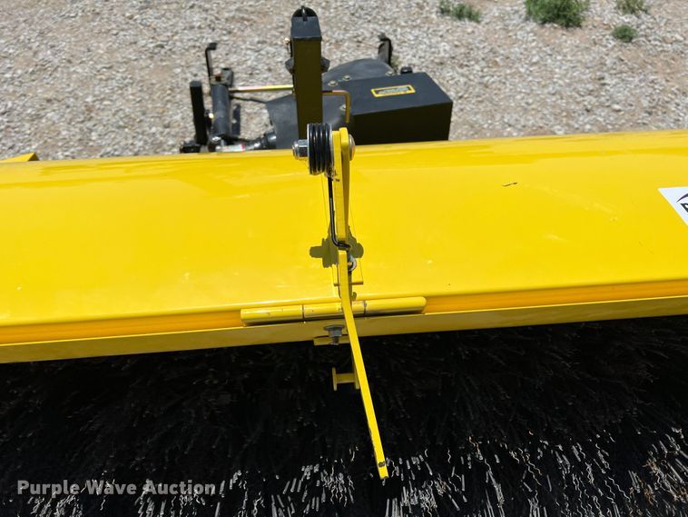 image for item DS8368 John Deere 246  broom