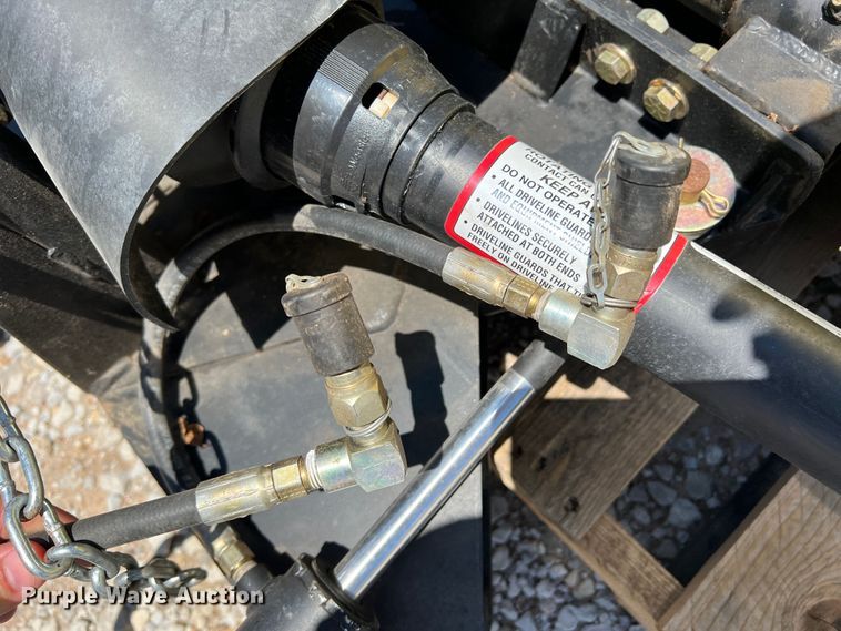 image for item DS8368 John Deere 246  broom