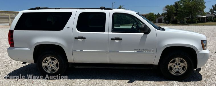 image for item DS8369 2007 Chevrolet Suburban  SUV