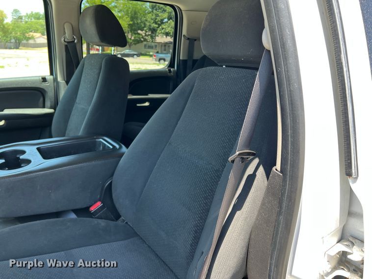 image for item DS8369 2007 Chevrolet Suburban  SUV