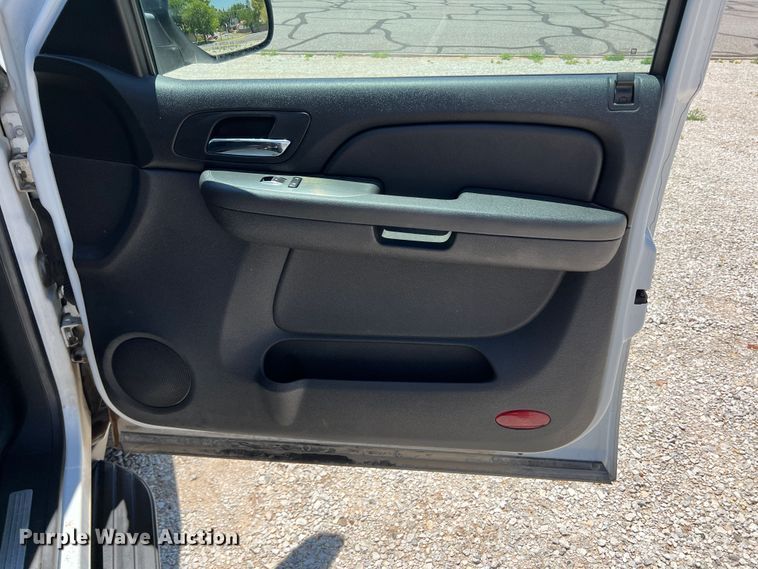 image for item DS8369 2007 Chevrolet Suburban  SUV