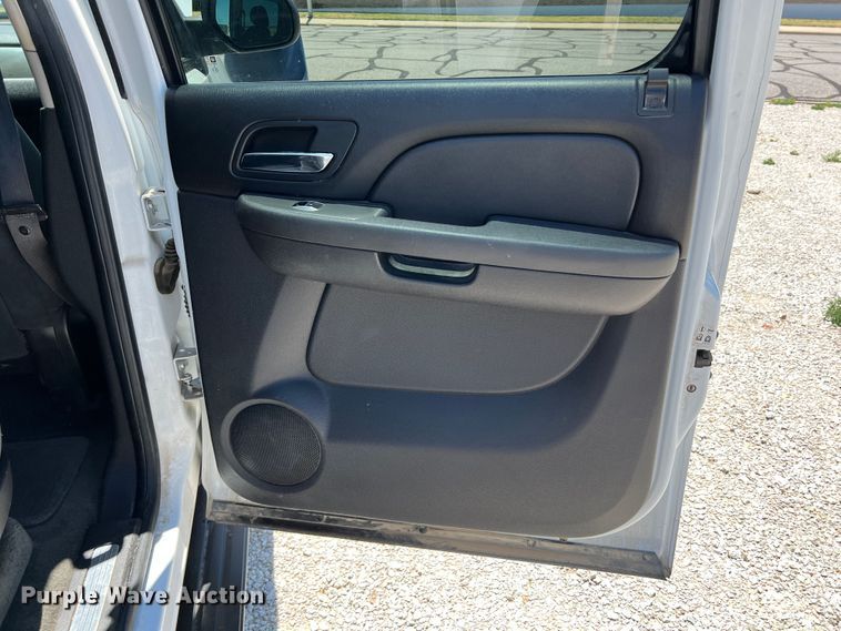 image for item DS8369 2007 Chevrolet Suburban  SUV