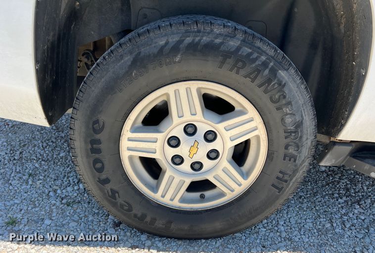 image for item DS8369 2007 Chevrolet Suburban  SUV
