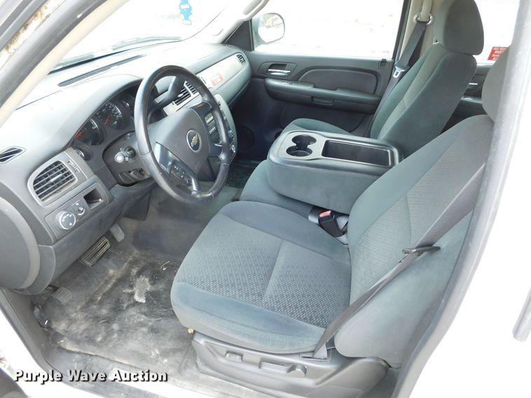 image for item GP9564 2007 Chevrolet Suburban LS  SUV