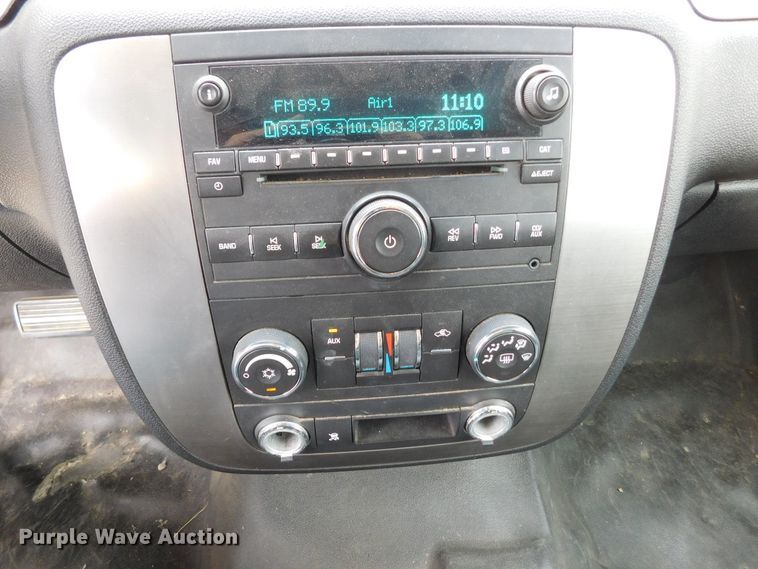 image for item GP9564 2007 Chevrolet Suburban LS  SUV