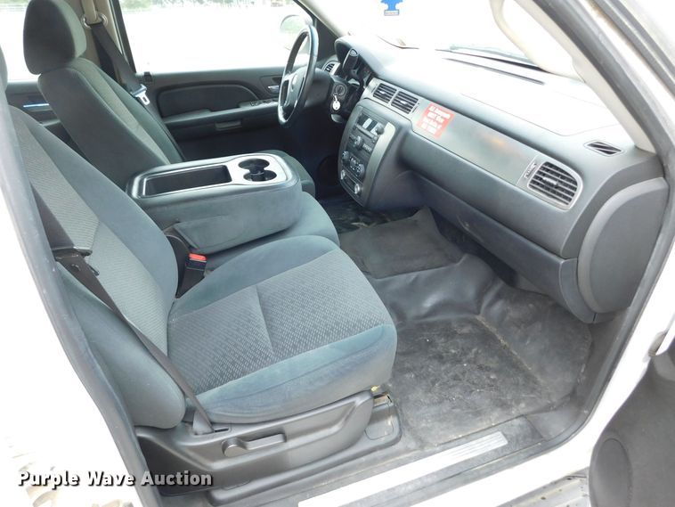 image for item GP9564 2007 Chevrolet Suburban LS  SUV