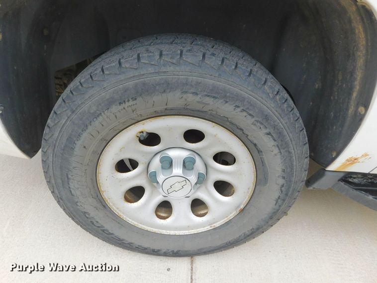 image for item GP9564 2007 Chevrolet Suburban LS  SUV