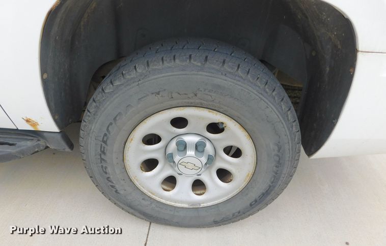 image for item GP9564 2007 Chevrolet Suburban LS  SUV