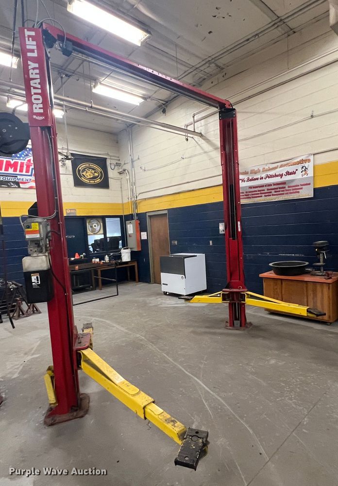 image for item HL9186 Rotary SP0A10NBN510  two post automotive lift