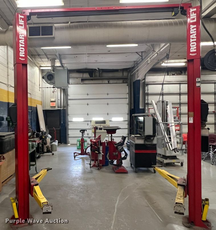 image for item HL9186 Rotary SP0A10NBN510  two post automotive lift