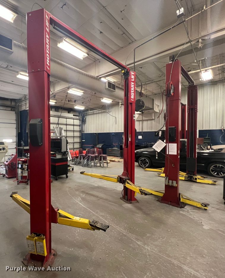 image for item HL9186 Rotary SP0A10NBN510  two post automotive lift