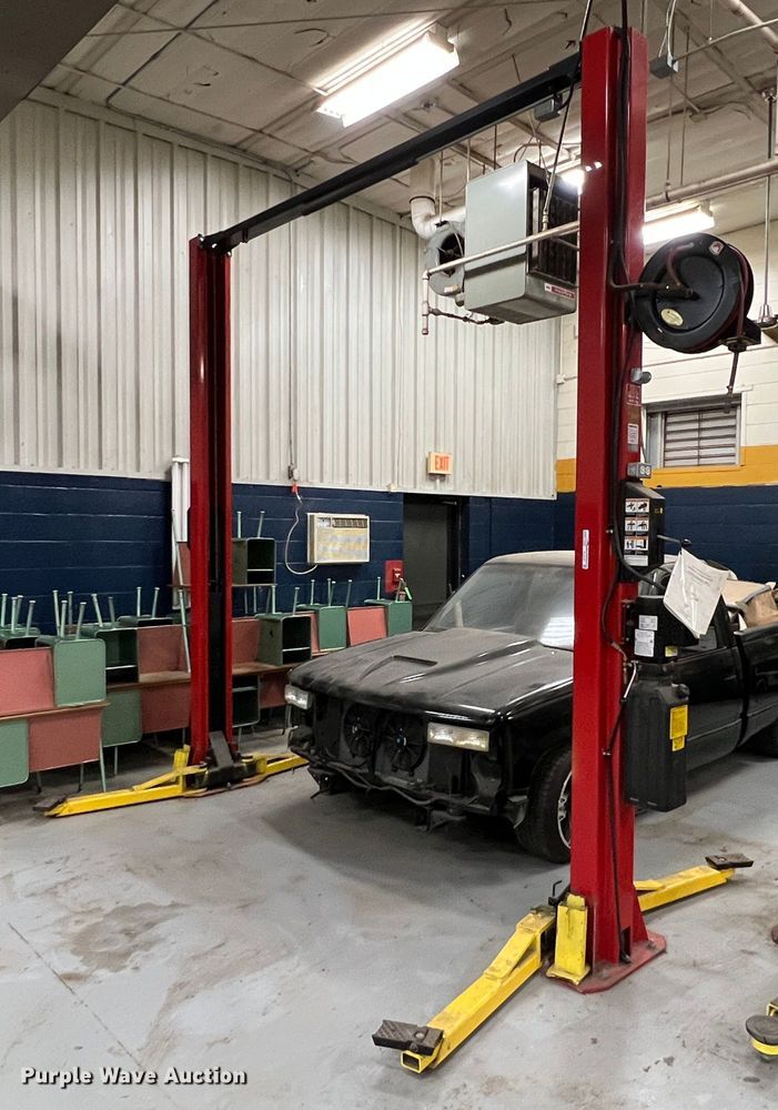 image for item HL9187 Ammco S21SSR1  two post automotive lift