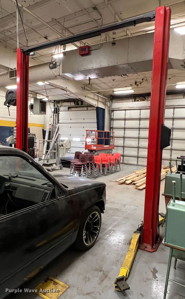 image for item HL9187 Ammco S21SSR1  two post automotive lift
