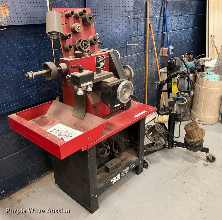 image for item HL9191 (2) brake lathes