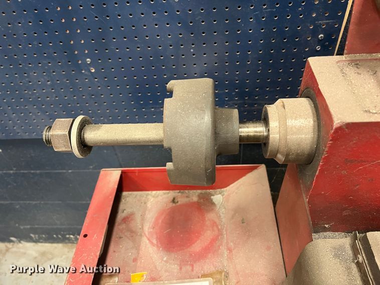 image for item HL9191 (2) brake lathes