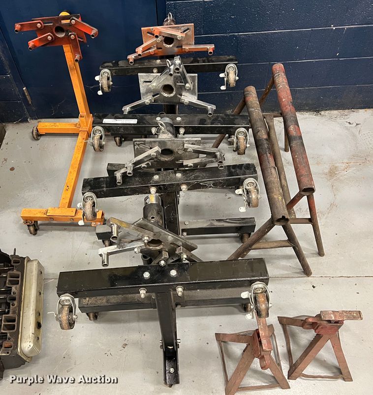 image for item HL9194 Six cylinder gas engine