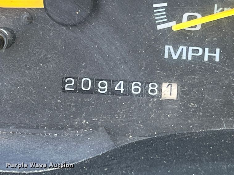 image for item HL9197 1999 Chevrolet Suburban C1500  SUV