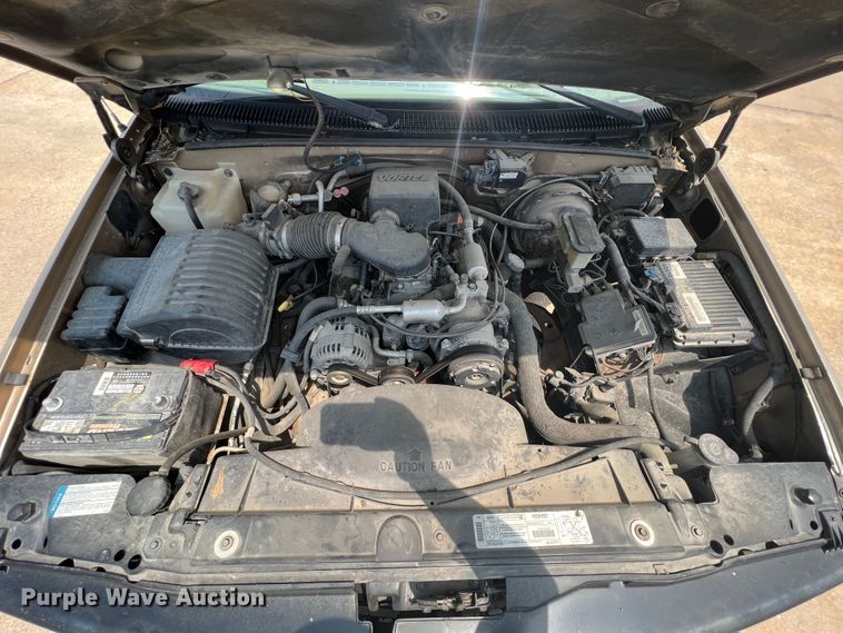 image for item HL9197 1999 Chevrolet Suburban C1500  SUV