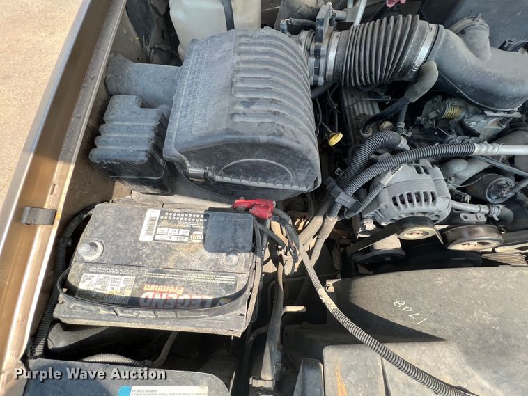 image for item HL9197 1999 Chevrolet Suburban C1500  SUV