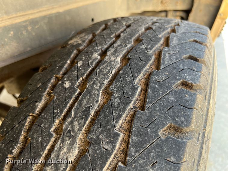 image for item HL9197 1999 Chevrolet Suburban C1500  SUV