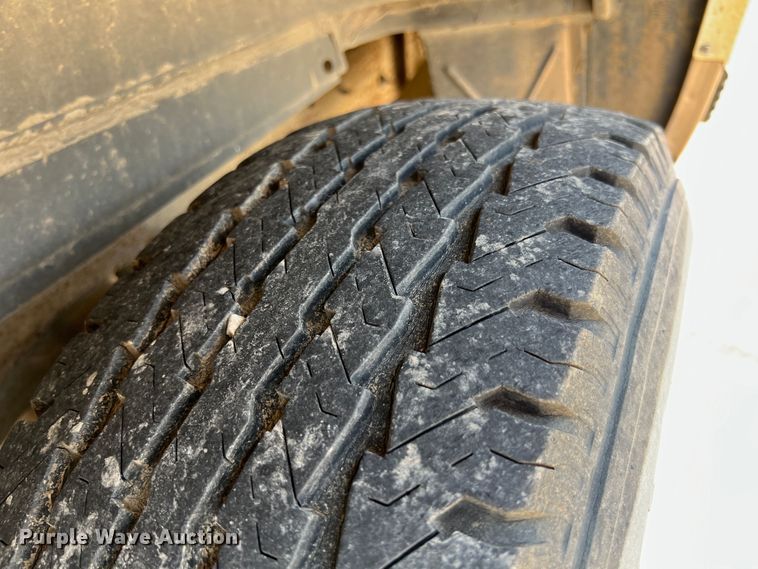 image for item HL9197 1999 Chevrolet Suburban C1500  SUV