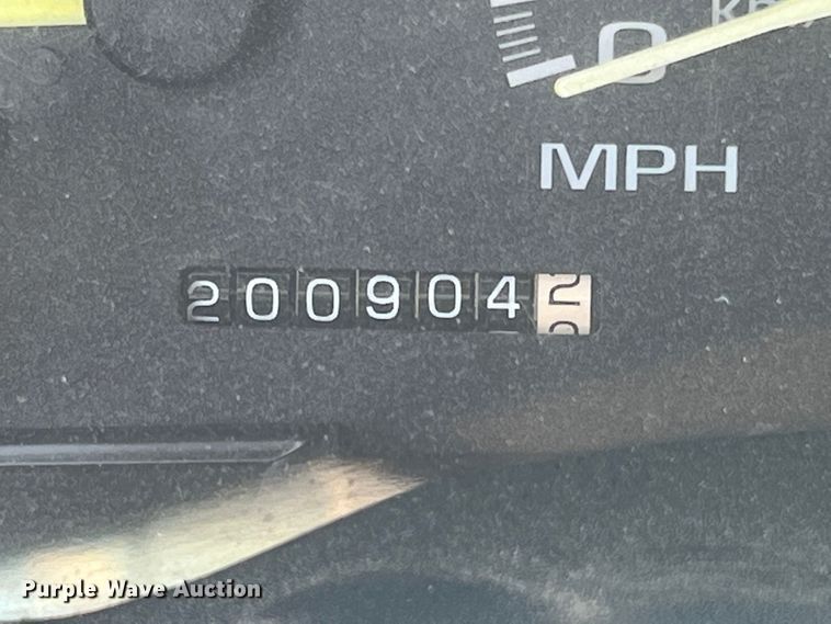 image for item HL9198 1997 Chevrolet Suburban C1500  SUV